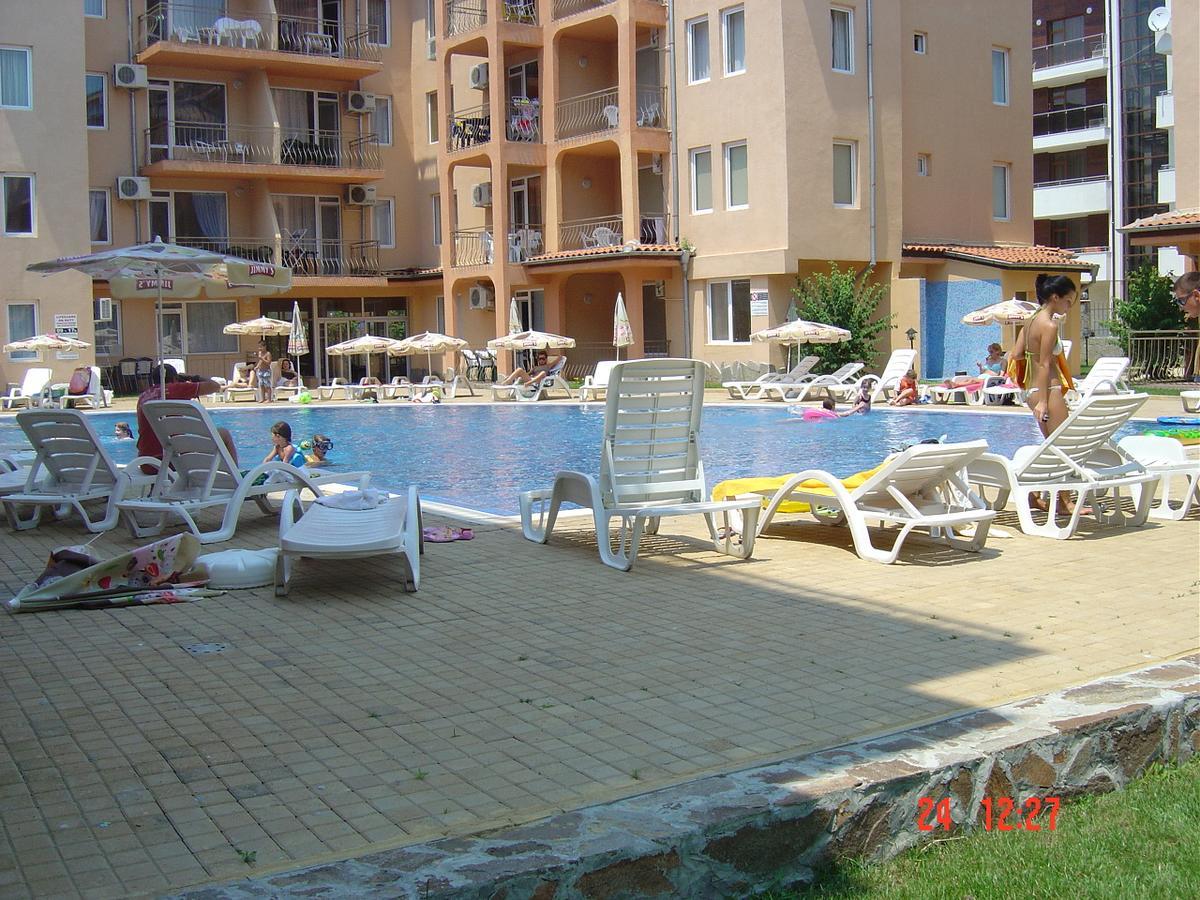 Casa Brava 2 Apartments Sveti Vlas Ngoại thất bức ảnh