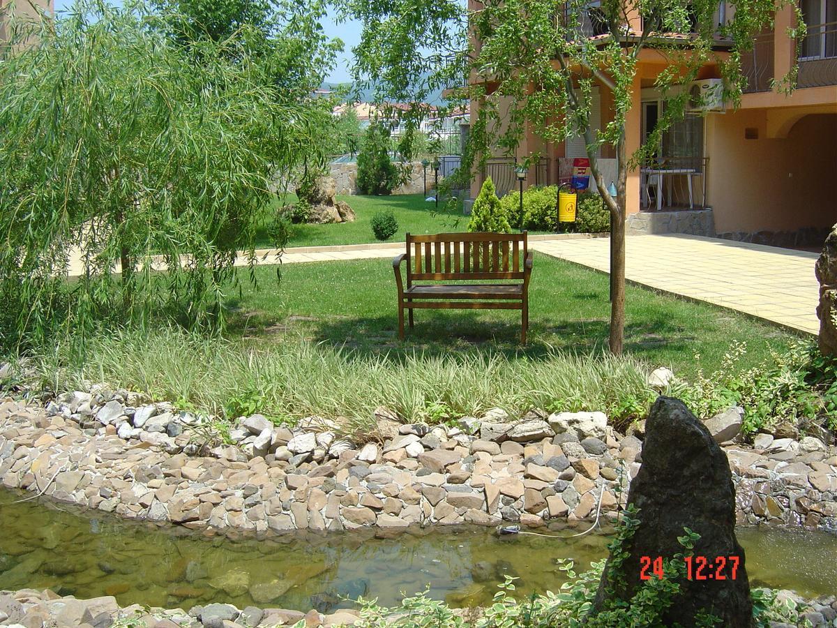 Casa Brava 2 Apartments Sveti Vlas Ngoại thất bức ảnh