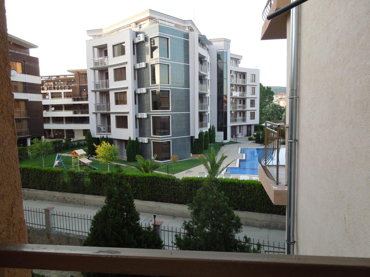 Casa Brava 2 Apartments Sveti Vlas Ngoại thất bức ảnh