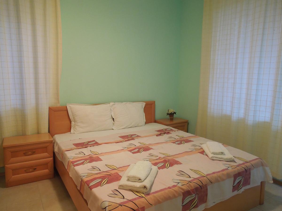Casa Brava 2 Apartments Sveti Vlas Ngoại thất bức ảnh